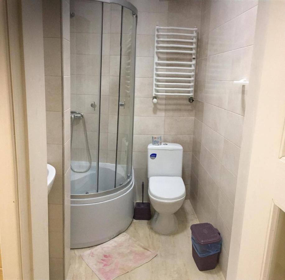 Апартаменти На Пекарській Kolomiya Exterior foto